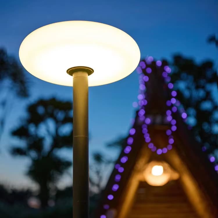 Smart movable Warm/Cold White RGB Solar Light LED Landscape Lighting Outdoor IP65 Solar Garden Lights with Bluetooth APP