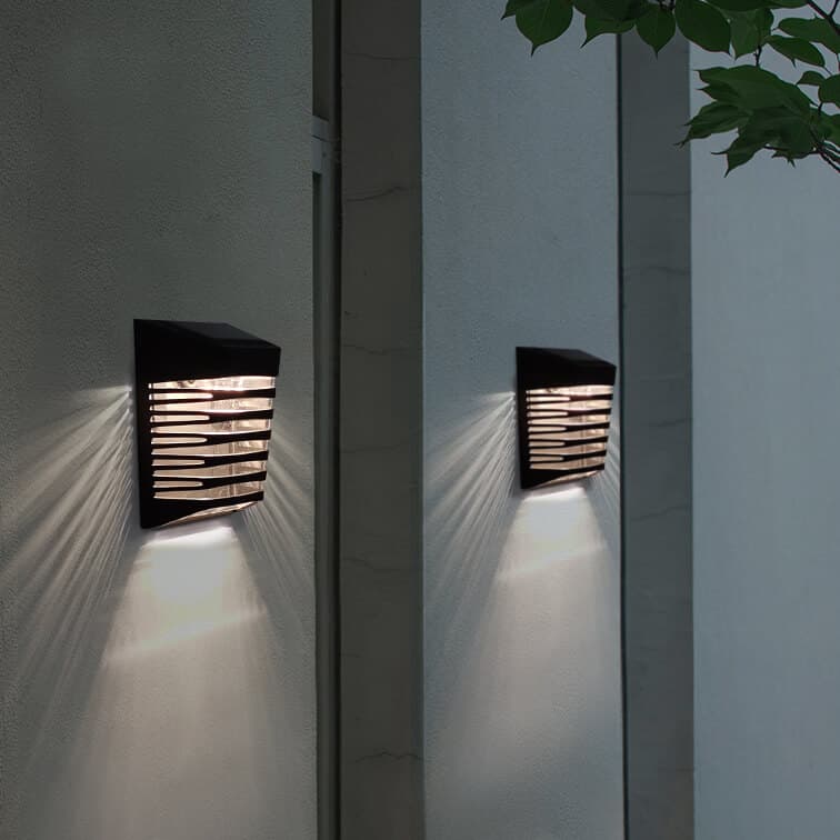 High Quality 4V 0.25W Black Square Solar Wall Light 12 Hours Work 4* Modern Outdoor Wall Lamps Wholesale Cool for Outdoor Use