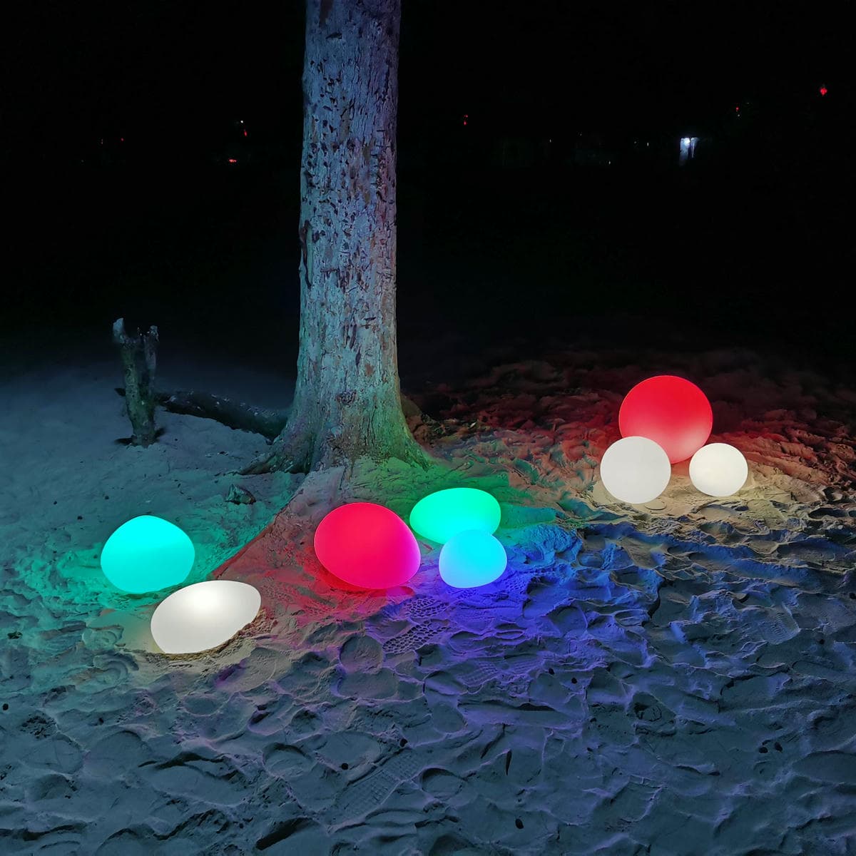 Everstar Lawn Light Pebbles Creative Outdoor Solar Garden Lights IP65 Waterproof RGB Lamp Landscape Stone Decoration Courtyard