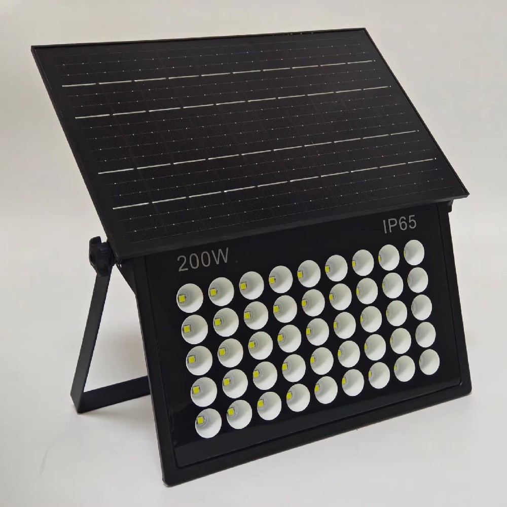 High Quality Led Fold Flood Solar Light 30w 50w 100w 150w 200w with  Light-sensitive on Light Mode 6500K  Work for 20 Hours