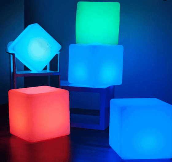 Solar-Powered Cube Lawn Decorative Ambient Lights IP65 Waterproof LED Garden Fountain Outdoor Light Built-in Battery Source