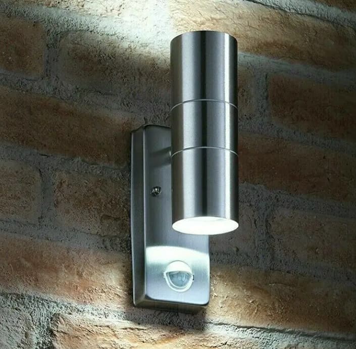 PIR Motion Sensor Stainless Steel up Down Outdoor Led Wall Security Light IP65 Waterproof