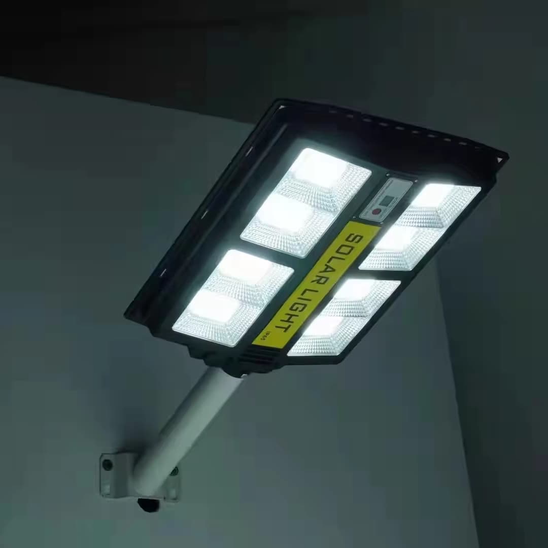 Wholesale Led Solar Street Light Integrated Self-contained Lamp Arm 100w 200w Remote Control