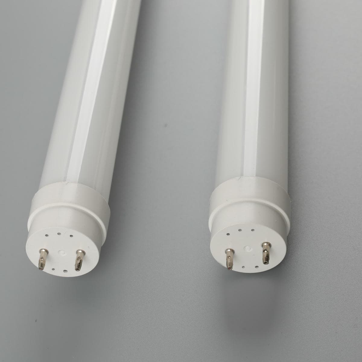 Wholesale Factory Price LED Glass T8 Light Tube G13 with radar Sensor 0.6M 1.2M 9W 18W AC165-265V Daylight CE/RoHS Certification