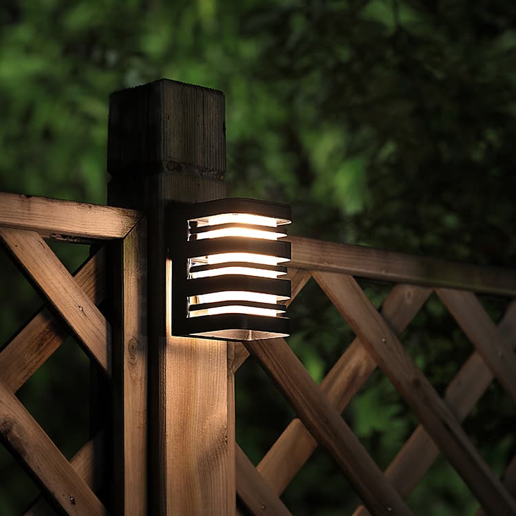 solar wall light IP44 3000K 1000mah