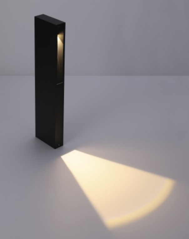 Mains-powered Lawn Light   Shaped Beam Design